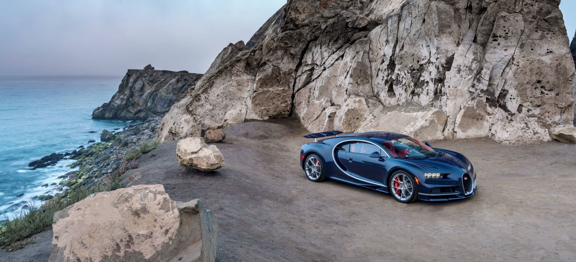 bugatti chiron on seaside bvo7yo0nb5pc1qd5.jpg